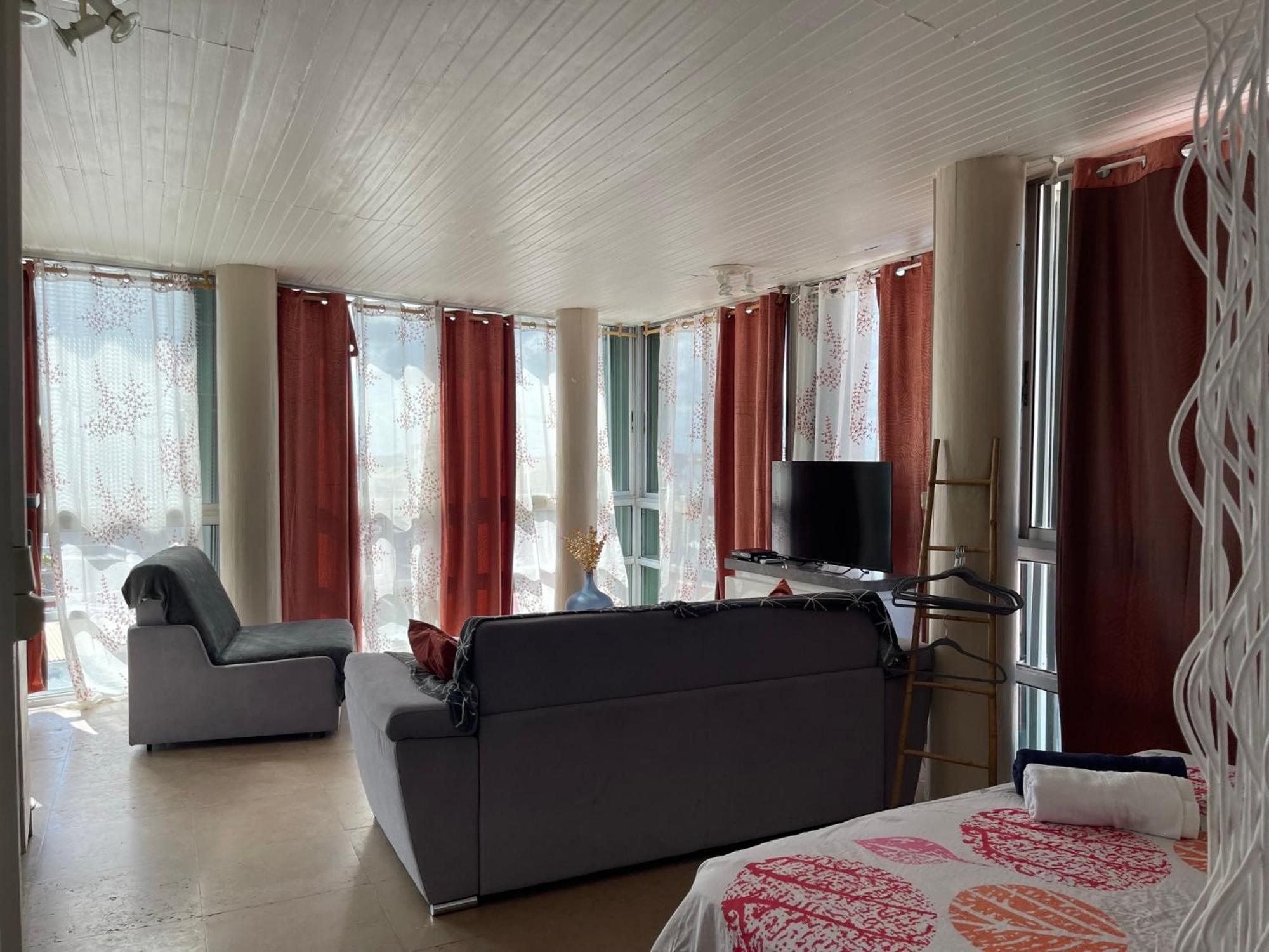 Penthouse Seaside 10 Min Port, Croisiere Et Aeroport Lejlighed Pointe-à-Pitre Eksteriør billede